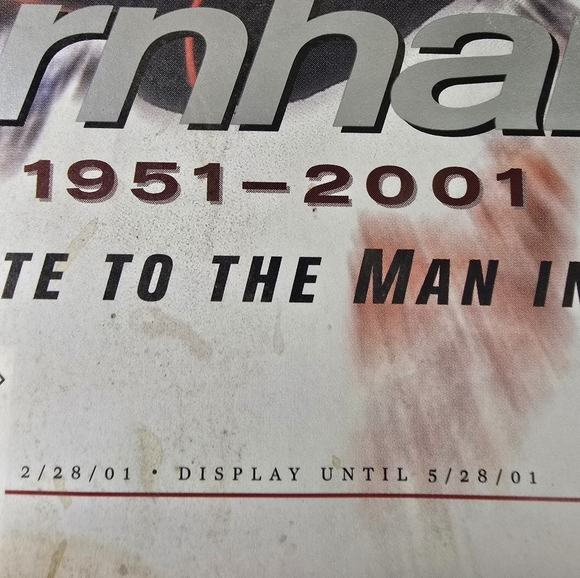 😃Sports Illustrated Dale Earnhardt Commemorative Issue, Like New Condition - Picture 3 of 4